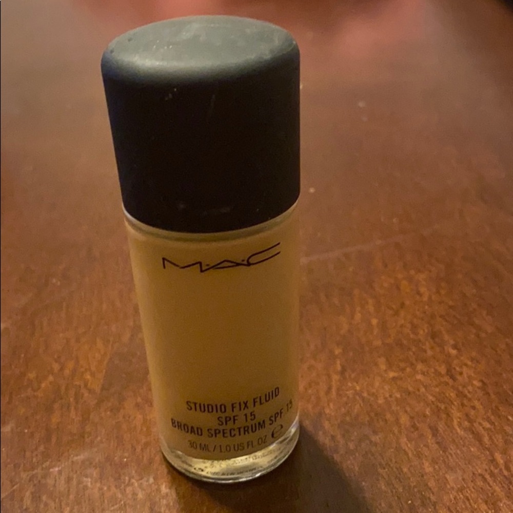 Mac studio fix fluid NC20